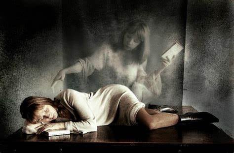 Nằm mơ thấy người chết sống trong quan tài